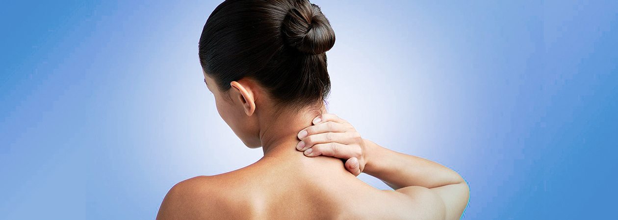 Вдовий горб: почему появляется и как эффективно избавиться от холки