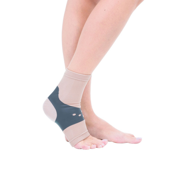 Бандаж на голеностопный сустав Т.46.07 (Т-8621) Trives Бандаж на голеностопный сустав Т.46.07 (Т-8621) Trives