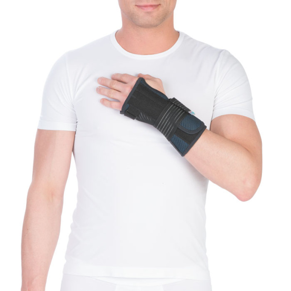 Бандаж на лучезапястный сустав Т.36.91L Evolution (Т-8391)  Бандаж на лучезапястный сустав Т.36.91L Evolution (Т-8391)