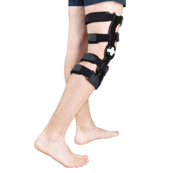 Ортез на коленный сустав (правый) Т.44.52R  Trives Ортез на коленный сустав (правый) Т.44.52R  Trives