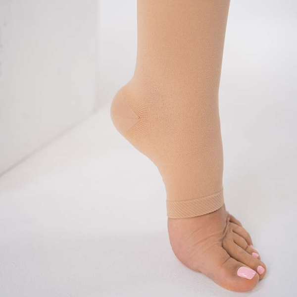 Гольфы компрессионные с открытым носком, класс компрессии 1, цвет бежевый ТК.910 Evolution ТК.910.11  Evolution Гольфы компрессионные с открытым носком, класс компрессии 1, цвет бежевый ТК.910 Evolution ТК.910.11  Evolution