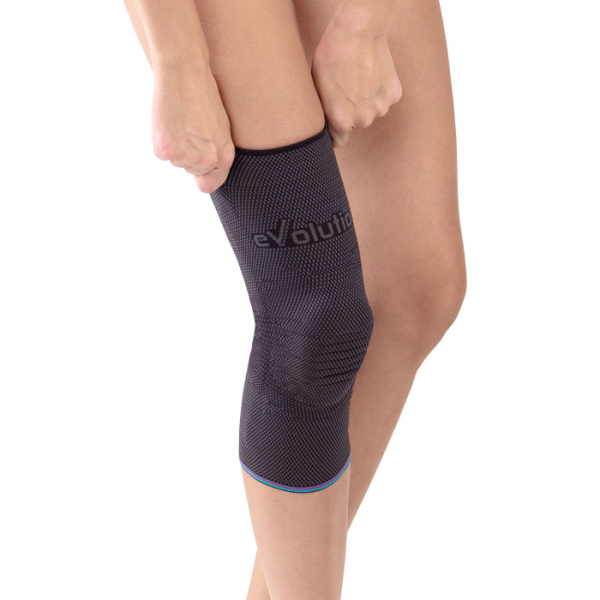 Бандаж компрессионный на коленный сустав Т-8581 Evolution  Silver Бандаж компрессионный на коленный сустав Т-8581 Evolution  Silver